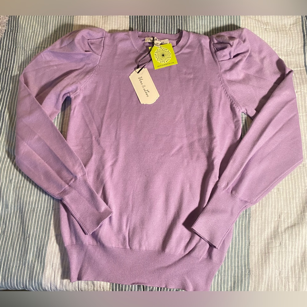 Vine & Love puff sleeve sweater lavender medium NWT